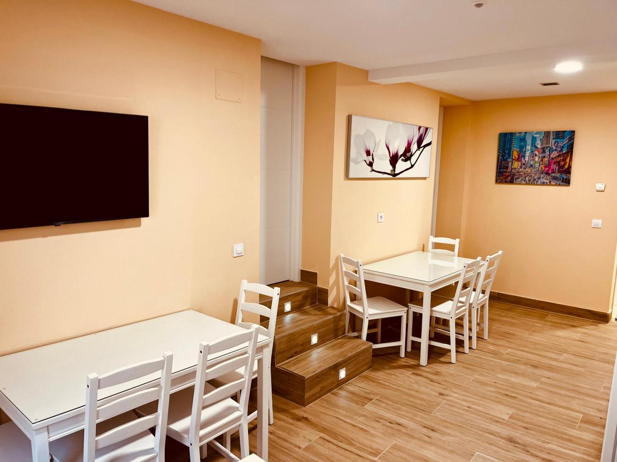 Apartamentos San Nicolas 洛格罗尼奥 外观 照片