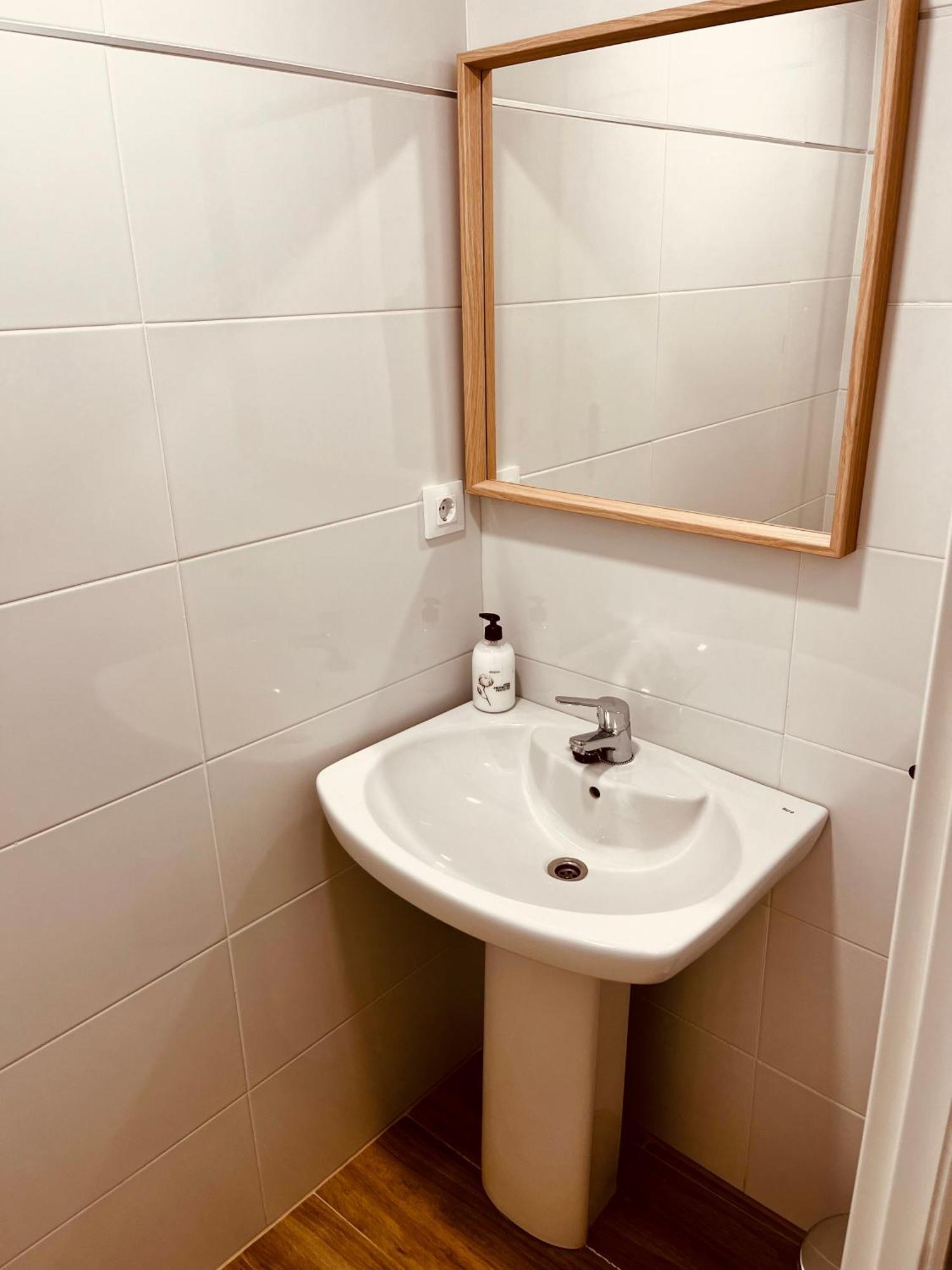 Apartamentos San Nicolas 洛格罗尼奥 外观 照片