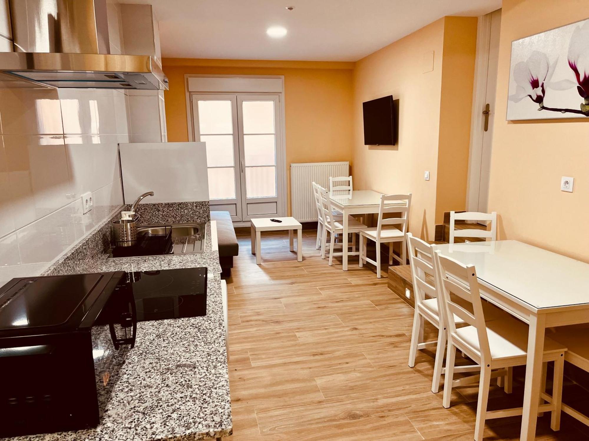 Apartamentos San Nicolas 洛格罗尼奥 外观 照片