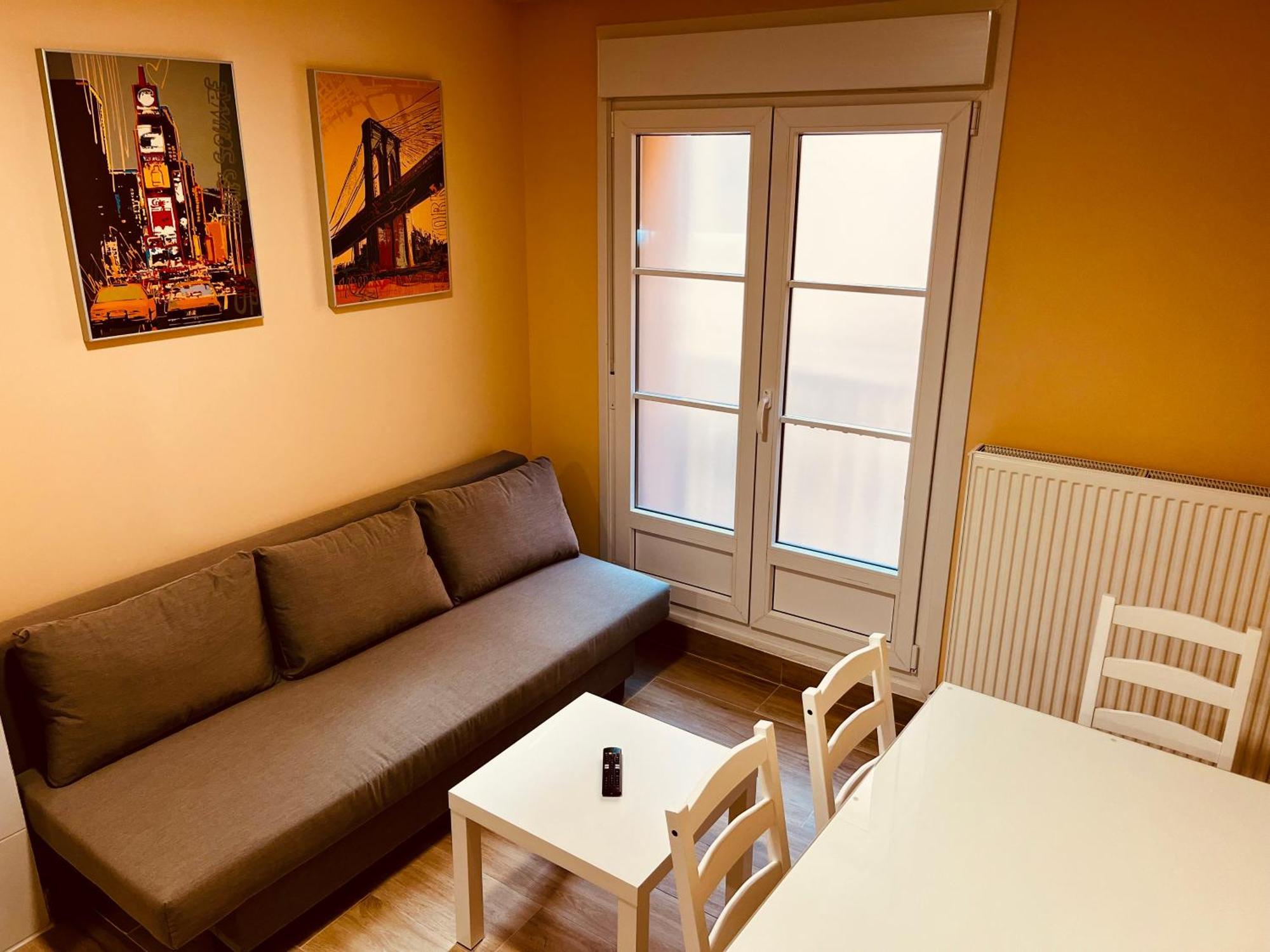 Apartamentos San Nicolas 洛格罗尼奥 外观 照片